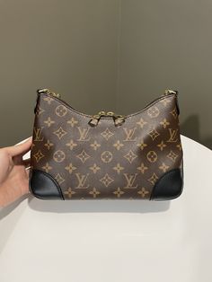 Louis Vuitton Boulogne BagBlack Monogram GHWMade In FranceSize 29 x 16 x 9.5 cmStrap drop 31- 50 cmRemovable Chain drop 25 cmNov 20219.7/10 Like New (minor corner rubs otherwise almost like new)Includes dust bag and receiptRTP 3500 sgd Price now 2050 sgd 1600 usd CN6099-03 Lv Boulogne, Louis Vuitton Boulogne, Brown Canvas, Diaper Backpack, Casual Backpack, New Bag, Louis Vuitton Monogram, Luxury Bags, Fashion Bags