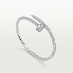 Cartier - Juste un Clou bracelet - Bracelet Woman White gold/Diamond - Juste un Clou bracelet, classic, 18K white gold (750/1000), set with 374 brilliant-cut diamonds totaling 2.26 carats. Width: 3.5 mm (for size 17). Please note that the carat weight, number of stones and product dimensions will vary based on the size of the creation you order. For detailed information please contact us. Juste Un Clou Bracelet, Trinity Bracelet, Nail Bracelet, 18k Gold Bracelet, Fancy Necklace, Pink Bracelet, Love Ring, Diamond Bracelets, High Jewelry