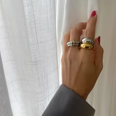 Perfect double ring for everyday - Material: 18K Gold Plated - Size: 6, 7 or 8 - Color: Gold or Silver - Included: * One double ring (two rings together) Two Rings Together, Silver Chunky Rings, Chunky Gold Rings, Jewellery Moodboard, Chunky Layers, Maximalist Jewelry, Mixed Metal Rings, Hand Rings, Two Rings