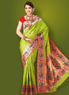 Green Paithani Latest Paithani Sarees, Yeola Paithani Sarees, Maharashtra Saree, Bride Essentials, Yeola Paithani, Modern Sarees, Saree With Price, Saree Paithani