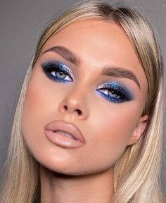 Smokey Bridal Makeup Blue Eyes, Denim And Diamond Makeup, Bridesmaid Makeup For Dusty Blue Dress, Deep Blue Makeup Looks, Makeup Looks With Blue Eyeshadow, Blue Eyeshadow On Blue Eyes, Blue Cat Eye Makeup, Blue Eyeshadow For Blue Eyes, Makeup Ideas Royal Blue