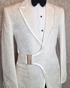 Unique Suit Design, White Wedding Suits For Men, Off White Suit, White Wedding Suit, Latest African Men Fashion