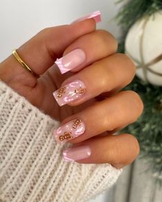 Credits: by_hannahtaylor | IG  nails, inspo, inspiration, ideas, trends, nail polish, nail art, fall, christmas, winter, tutorial, aesthetic, french nails, holiday, gold, silver, jewelry, ring, chrome, brown, long nails, almond nails, stiletto, fashion, glow, glow up, self care, sparkles, beauty, nagel design, flowers, ombre, rings, coquette, heart, hearts, glitter, fashion, shiny, cherry red, dark red, wine red, DIY, weinrot, dark, ribbon bows, shop, elegant, rich, chic, thanksgiving, that girl, pinterest app, wish list, weihnachten, herbstnägel, winternägel, outfit, autumn, herbst, visionboard, vision board, beige, holidays, gift, gift ideas, acrylic nails, gel nails, herbstnägel, gelnägel, christmas nails, november nails, thanksgiving nails, winter outfits, pink nails, gingerbread man Pink Christmas Nails Gingerbread Man, Pink French Christmas Nails, Christmas Shopping Outfit Ideas, Nude Winter Nails Almond, Gingerbread Almond Nails, Artsy Christmas Nails, Christmas Nails Pink Gingerbread, Pink And Brown Christmas Nails, Pink Xmas Nails Sparkle