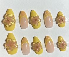 3D art, yellow and pink french tips with 3d flower Pink French Tips, Nails Yellow, Pink 3d, Acrylic Press On Nails, Pink French, Art Yellow, Flower Nail, Flower Nail Art, French Tips