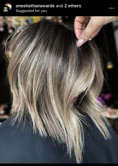 Dirty Blonde Hair Ideas, Fall Blonde Hair, Blonde Hair Ideas, Bob Hair Color, Blonde Lob, Fine Straight Hair, Cool Shades, Hair Adviser, Dyed Blonde Hair