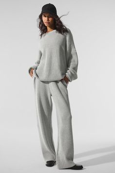 Meet the must-have sweater of the season. The classic silhouette of the Domain Crew Sweater makes it the perfect style to wear. Pair it with the matching sweatpant for an easy look or with any of your favorite bottoms for the perfect cold-weather fit. Lux Outfits, Matching Sweat Set, Sweatpants And Sweater, Gray Accessories, Sweatsuit Set, Sweat Set, Perfect Pant, Knit Bottom, Knit Texture