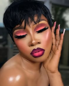 Bold Lip Makeup Black Women, Black Lip Makeup Look, Bold Eye And Lip Makeup, Bold Makeup Looks Black Women, Bold Lip