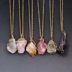 Natural Quartz Necklaces for Healing - 7 Styles - AtPerry's Healing Crystals Necklace Chain Types, Indie Jewelry, Dope Jewelry, Stone Crystal, Raw Gemstones, Raw Stone, Jewelry Inspo, Quartz Necklace, Jewelry Diy