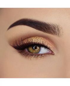 Eye Makeup Glitter, Gold Eyeliner, Glitter Shadow, Mascara Makeup, Smink Inspiration