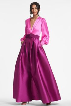 Shop the Lydia Skirt in Magenta Bloom at Sachin & Babi. FREE Shipping Over $500 & FREE Returns. Formal Pink Dress With Voluminous Skirt, Pink Formal Dress With Voluminous Skirt, Pink Dress With Voluminous Skirt For Formal Occasions, V-neck Satin Finish Gown For Gala, Satin Finish V-neck Gown For Gala, Pink Silk V-neck Evening Dress, Formal Pleated Satin Gown, Silk V-neck Gown For Gala, Pink Satin Gown For Formal Occasions