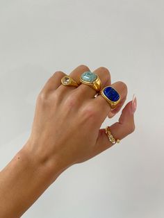 Chunky Ring With Stone, Gold Rings Chunky, Colorful Gold Jewelry, Chunky Gold Rings Aesthetic, Gem Rings Stones, Gold Chunky Jewelry, Chunky Rings Aesthetic, Gold Chunky Rings, Gem Stones Jewelry