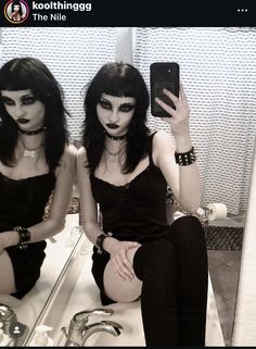 Traditional Goth, Punk Makeup, Alt Makeup, Goth Look, Goth Women, Goth Beauty