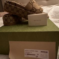 Worn Only One Time Like New Macro Gg Canvas Sandals Canvas Sandals, Shoes Gucci, Gucci Shoes, One Time, Women's Shoes Sandals, Camel, Shoes Sandals, Slides, Like New