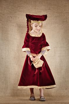 A princess costume to create a lifelike and gorgeous Medieval Princess Alienor - SIZE 10 yo  The costume is composed with 4 different pieces  1 - The dress is made with a beautiful burgundy cotton velvet. The half sleeves are made in violet linen. The neckline, the sleeve cuffs and Red Princess Costume For Costume Party, Red Princess Costume For Fancy Dress, Princess Historical Dress For Costume Party, Medieval Pattern, Medieval Princess, Princess Costume, Cotton Velvet, A Princess, Historical Fashion