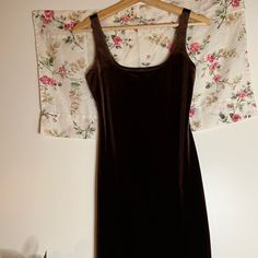 Bebe Chocolate Brown Velvet Dress Nwt Brown Fitted Vintage Mini Dress, Vintage Fitted Brown Mini Dress, Elegant Brown Lined Mini Dress, Brown Velvet Dress, Gold Sparkly Dress, Bebe Shirts, Ribbed Bodycon Dress, Dress Velvet, Leather Mini Dress