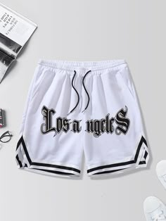 Blanco Casual Collar  Tela Letras,A rayas Shorts deportivos Embellished Elástico Ligero Verano Hype Clothing, White Fashion Casual, Outfits Hombre, Dope Outfits For Guys, Pinturas Disney, Cool Outfits For Men