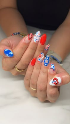 Oval Nail Inspiration, Cute Summer Nails 4th Of July, Crazy Cool Nail Designs, 4th Of July Inspired Nails, Short Almond Acrylic Nails 4th Of July, Forth Of July Nail Art Designs, 24th Of July Nails, Crazy Cute Nails, Cheer Nails Designs