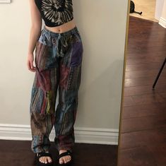 Andromeda Boho Patchwork Hippie Pants - Etsy Hippie Work Outfit, Edgy Hippie Style, Earthy Grunge Outfits, Simple Hippie Outfits, Modern Hippie Outfits, Dark Hippie Outfits, Goth Hippie Outfits, Hippie Pants Outfit, Casual Hippie Outfits