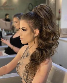 Brunette Ponytail, Hairstyle Casual, Easy Ponytail, Hairstyle Ponytail, Pageant Hair, High Ponytail Hairstyles, High Pony, Ponytail Hairstyles Easy, Ponytail Hairstyle