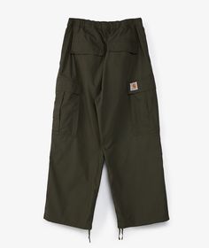 Founded in 1889, Carhartt WIP has been delivering rugged and durable workwear with a modern twist. With a focus on quality and functionality, the brand has become a favorite among fashion-forward individuals.Introducing the Carhartt WIP Jet Cargo Pants for the Spring/Summer 2024 season. These verde pants are perfect for adding a touch of military-inspired style to your wardrobe. With multiple pockets for practicality and a relaxed fit for comfort, these pants are a must-have for the upcoming sea Pants Verde, Cargo Pants Green, Pants Green, Stylish Pants, Billionaire Boys Club, Spring Summer 2024, Bank Card, Cargo Pant, Military Inspired