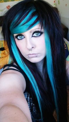 Emo / Scene hairstyles for girls Emo Haircuts For Girls, Hair Cuts 2017, Ponytail Girl, Girl Haircuts