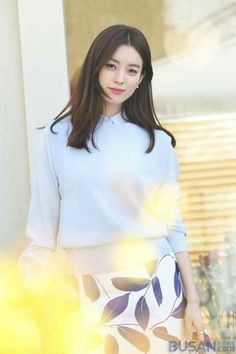 ♡ Han Hyo Joo ♡ oh.. Han Hyo Joo Happiness Outfit, Han Hyo Joo Photoshoot, Moving Kdrama Han Hyo Joo, Happiness Kdrama Han Hyo Joo, Song Hye Kyo Elle Korea, Motivasi Diet, Backless Blouse Designs