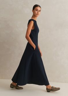 Travel Tailoring Boat Neck Midi Dress Navy Elegant Fit And Flare A-line Evening Dress, Workwear A-line Maxi Dress With Fitted Bodice, Elegant Evening Midi Dress With Flared Hem, Cocktail Fit And Flare Dress With Flared Hem, Fit And Flare Cocktail Dress With Flared Hem, Classic Fit And Flare A-line Dress, Elegant Fit And Flare Midi Dress With Flared Hem, Elegant Maxi Dress With Fitted Bodice And Full Skirt, Elegant Full Skirt Midi Evening Dress