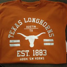 Longhorn Men's T-Shirt Size Medium, New With Tags, Excellent Condition. Hook Em Horns, Tee Shirts, Mens Shirts, Man Shop, Mens Tshirts, T Shirt