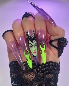 Cute and Trendy Disney Fall Nail Designs 27 Ideas: Simple, Acrylic, and More! Halloween Nail Ideas 2024, Simple Acrylic Designs, Disney Fall Nails, Disney Halloween Nails, Gold Glitter Nail Polish, Disney Fall, Dark Glamour, Disney Inspired Nails