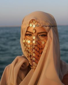 Arab Aethstetic, Arabian Jewelry, Fashion Illustration Collage, Prom Inspiration, Royalty Aesthetic