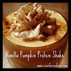 Pumpkin Protein Shake, Pumpkin Protein, Super Smoothies, Pumpkin Smoothie, Protein Shake Recipes, Protein Shake, Smoothie Shakes, Shake Recipes, Smoothie Drinks