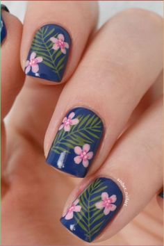 Hawaii Nail Designs, Red Valentine Nails, Hawaiian Vacation Outfits, Hawaiian Nail Art, Nails Hawaii, Hawaii Nails, Aesthetic Hawaii, Nail Short