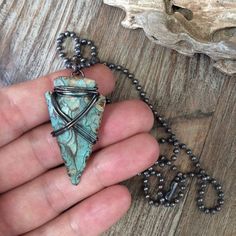 Wrapped Arrowhead, Wire Wrapped Arrowhead, Sagittarius Jewelry, Arrowheads Jewelry, Class Inspiration, Antler Jewelry, December Birthstone Jewelry, Norse Runes, Bijoux Fil Aluminium