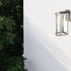 Waterproof outdoor cage wall lamp made of stainless steel, this classic wall sconce has a classic yet sophisticated look, making it the perfect addition to all your lighting needs. This outdoor wall light comes with clear glass and metal. Clear glass enables bright light output for outdoor scconces. The waterproof characteristics of this waterproof wall lamp provide it with more places to use, such as outdoors, bathrooms, etc. The stainless steel wall light prevents water splash from any angle. Please note that your payment does not include customs duties, local taxes or other import charges. The order does not include bulbs. If you have any questions about our products, please contact us and we will get back to you within 24 hours. Waterproof wall lamp size l 12 cm x w 18 cm x h 29.5 cm/ Rustic Wall Lighting, Outdoor Wall Lamp, Concrete Pendant Light, Crystal Wall Lighting, Industrial Ceiling Lights, Rustic Pendant Lighting, Metal Wall Light, Vintage Ceiling Lights, Stainless Steel Wall