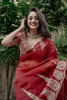 Post Marriage Looks Indian, Torani Saree, Saree Sharara, Modern Saree Blouse, Diwali Shoot, Red Georgette Saree, Namitha Pramod, Court Marriage, Saree Looks