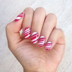 16+ Insanely Cute Candy Cane Nails & Christmas Nails for Your Holiday Mani Snowflake Nail Art, Red Nail Art, Green Nail Designs