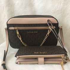 New. 100% Authentic Jet Set Travel Large Ew Zp Chain Xbody Crossbody Leather 10”L X 6”H X 2.5”D Lg Double Zip Wristlet Wallet Powder Blush, Brown Color Mk Monogram, Luxury Bags Collection, Handbag Essentials, Large Crossbody Bags, Bags Michael Kors, Girly Bags, Mk Bags, Luxury Purses, Fancy Bags