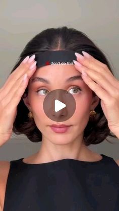 Simple Hairstyles & Tips on Instagram: "Amazing hair & Makeup hacks 😍😍
By @melisekrem ❤️
.
*No copyright infringement was intended. If you are the author of this video and do not want your video to be posted on this page, please contact me in DM and your video will be deleted as soon as possible. Thank you 🤗
.
#hairvideo #hairstylevideo #hairstyletutorial #hairofinstagram #hairdecoration #hairstyleideas #cutehairstyles #hairstyle #hairoftheday #videohair #hairideas #tutorialhair #hairglamvideos #hairtutorialvideo #hairtransformation" Hair Curling Techniques, Awesome Hairstyles, Hairstyle Look, Happy Hair, Beauty Hair Makeup, Hair Decorations