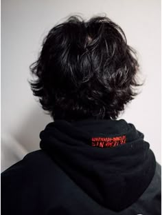 Shaggy Short Hair Male, Male Haircuts Curly, Black Wavy Hair, Shaggy Short Hair, Mens Hairstyles Thick Hair, Wavy Hair Men, Hair Styles Men, Punk Hair