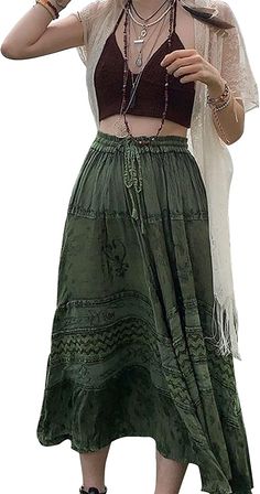 Fem Grunge, Spiritual Wardrobe, Autumn Streetwear, Grunge Skirt, Girls Streetwear, Fairy Outfit, Ethno Style, Estilo Hippy