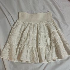 Brand New Ae Ruffle Skirt With Detailing. Perfect For Summer, Sorority Rush, Vacation, Grad Parties, Etc!! Sorority Rush, Skirt White, Grad Parties, Ruffle Skirt, White Skirts, Sorority, White Color, Rush, American Eagle Outfitters