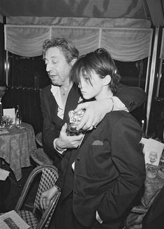 Charlotte Gainsbourg Serge Gainsbourg, Charlotte Gainsbourg, Other People, A Man, Black And White, White, Black