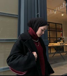 Modest Outfits Muslim, Outfits Muslim, Girly Style Outfits, Dark Academia Clothes, Academia Clothes, Birthday Fits, Hijab Style Casual, Uni Outfits, Hijabi Outfits