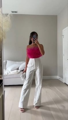 Pink Pants Dressy Outfit, 22 Bday Outfit, Valentines Outfits For Women Night, Night Event Outfit Ideas Classy, Birthday Outfit Ideas Pink, 19 Birthday Outfit Ideas, Elegant Night Out Outfit Classy, 21 Birthday Outfit Ideas, Pink And White Outfit Ideas