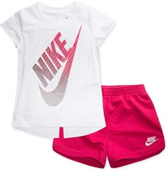 Nike 2-Pc. Graphic-Print T-Shirt & Shorts Set, Toddler Girls https://babypetite.com Toddler Girl Nike Shoes Outfit, Girl Sporty Outfits, Nike Toddler Girl Outfits, Nike Baby Clothes, Baby Girl Nike Sets, Baby Girl Nike, Girls Clothing Stores, Nike Clothes, Girls Nike