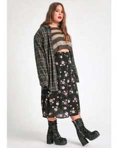 Indie Outfits Plus Size, Plus Size Grunge, Outfit Ideas Grunge, Grunge Witch, Plus Size Wide Leg Pants, Body Positive Fashion, Plus Size Wide Leg, Hippie Grunge, Plus Size Clothing Stores