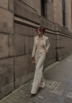 Old Money Outfits, Woman Suit Fashion, Elegante Casual, Classy Work Outfits, Stylish Work Outfits, Looks Chic, Moda Vintage, 가을 패션, Wide Pants