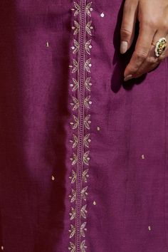 Farida Gupta, Khatli Work, Lace Blouses, Kurtas For Women, Blouse Ideas, Frilly Blouse, Kurta For Women