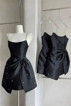 Spaghetti Strap Satin Dress Homecoming Dress Black Prom Dress Short, Birthday Shots, Mini Homecoming Dresses, Satin Homecoming Dress, Spaghetti Strap Prom Dress, Short Party Dress, Looks Party, Dress Homecoming, Pretty Prom Dresses