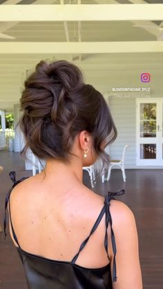 hairstyles hair health tutorial trendy trending ideas art etsy explore Formal Hairstyles For Long Hair, Cute Quick Hairstyles, Hair Inspiration Long, Trending Ideas, Hair Specialist, Bridal Hair Updo, Hairstyles For Layered Hair, Hairstyle Trends